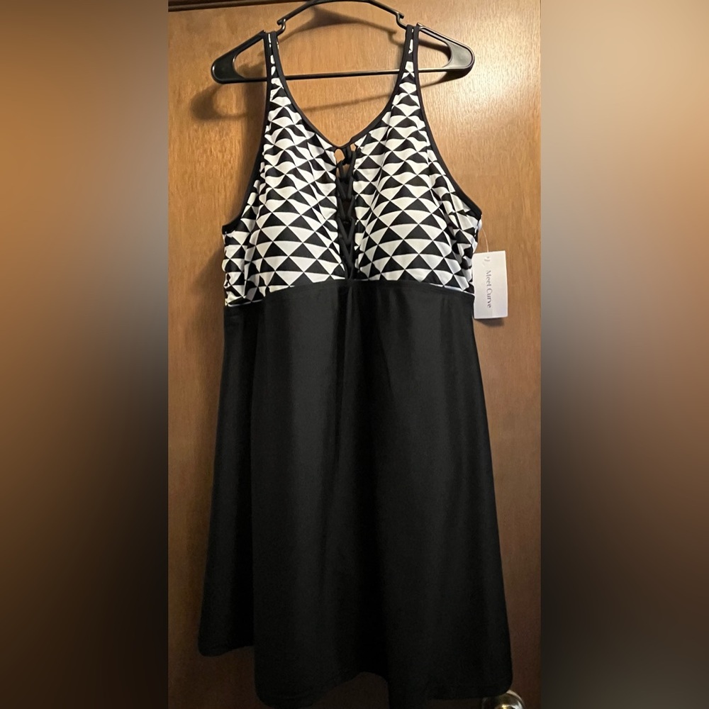 MEET CURVE Women’s Macrame’ Swimdress, NWT, 4XL